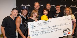 Trupa Metallica donează 250.000 de euro pentru primul spital de oncologie pentru copii din România metallica donează 250.000 de euro spital