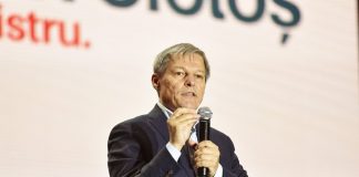 Dacian Cioloș a anunțat că își dă demisia din USR FOTO: USR/Facebook