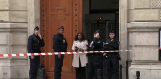 Polițistul din Paris care și-a ucis 4 colegi se convertise recent la islam atac în paris