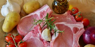 Studiu științific: Carnea roșie nu dăunează sănătății. Nutriționiștii, revoltați Un studiu spune că nu ar fi dăunător pentru sănătate carnea roșie FOTO: RitaE/Pixabay.com