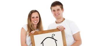 Două bănci din România suspendă plata unor rate și credite casă credit bancă