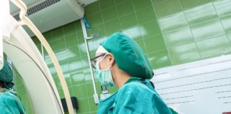 Sindicatele din Sănătate spun că nu sunt suficienți medici în România pentru a gestiona criza COVID-19 FOTO: sasint/Pixabay.com