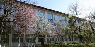 Primul județ unde măștile de protecție devin obligatorii în apropierea școlilor, nu doar în interiorul lor școală galați