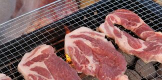 Ceafă de porc calorii. Cât de grasă este carnea cu os, fără os, friptă sau afumată ceafă de porc calorii