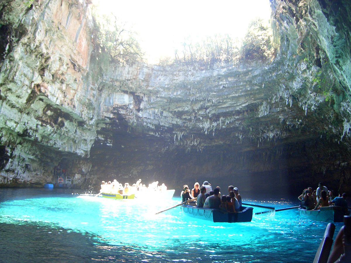 cele mai frumoase insule din grecia kefalonia peștera melissani