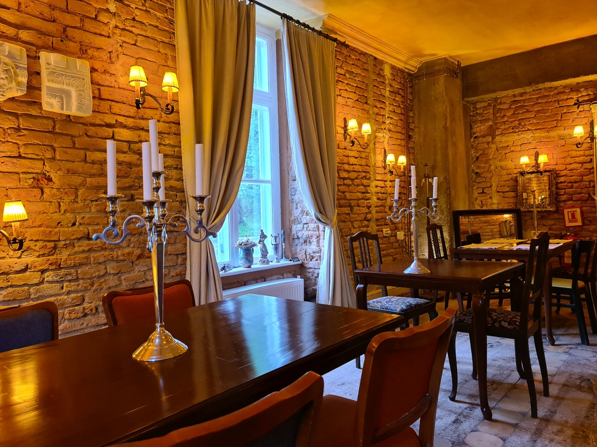 zabala obiective turistice zabola estate castelul nou restaurant
