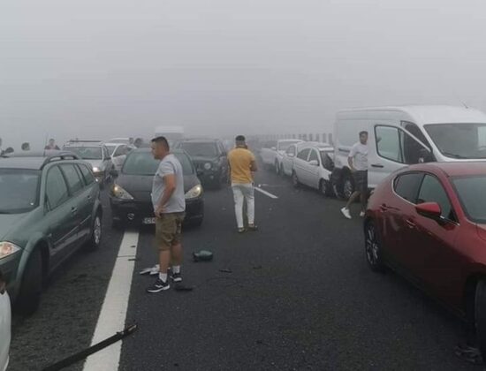 Accident cu 40 de mașini. Autostrada Soarelui spre mare e ...
