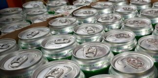 Obligat să se vaccineze, un român din Suedia a băut o ladă de bere ca să elimine serul din corp doze de bere