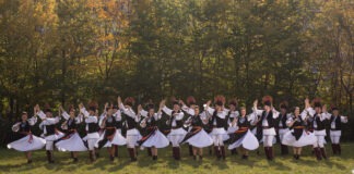 Junii Sibiului, ambasadorii tradițiilor la Expo 2020 Dubai Foto: Junii Sibiului/Facebook