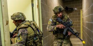 Câți voluntari americani s-au înrolat până acum în Armata ucraineană pentru a lupta împotriva rușilor soldați americani armata