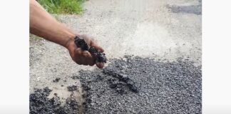 Un drum din România reparat dimineața s-a stricat până seara | VIDEO drum sibiu stricat