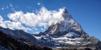 Un ghețar s-a prăbușit în Alpi. Ar fi și români printre victime FOTO: suju-foto/Pixabay.com