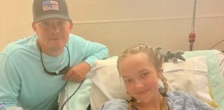 Mărturia unei fete de 17 ani care a supraviețuit după ce a fost atacată de un rechin fata atacată rechin sua