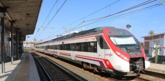 Un român a reușit să dea peste cap circulația trenurilor în Spania după ce a furat 600 de metri de cablu tren spania