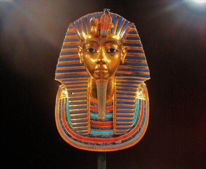 masca lui tutankhamon