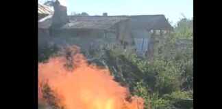 Un român a săpat în grădină după apă și a dat de gaz FOTO: Captură video Oltenia TV