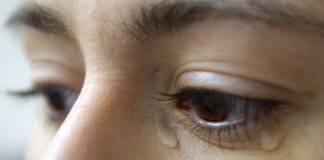 De ce sunt lacrimile sărate, dar nu te ustură ochii când plângi de ce sunt lacrimile sărate