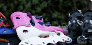 Român sancționat cu 10.000 de euro pentru că s-a plimbat cu rolele prin casă role