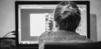 Salariile bugetarilor vor crește de la 1 ianuarie FOTO: cocoandwifi/Pixabay.com