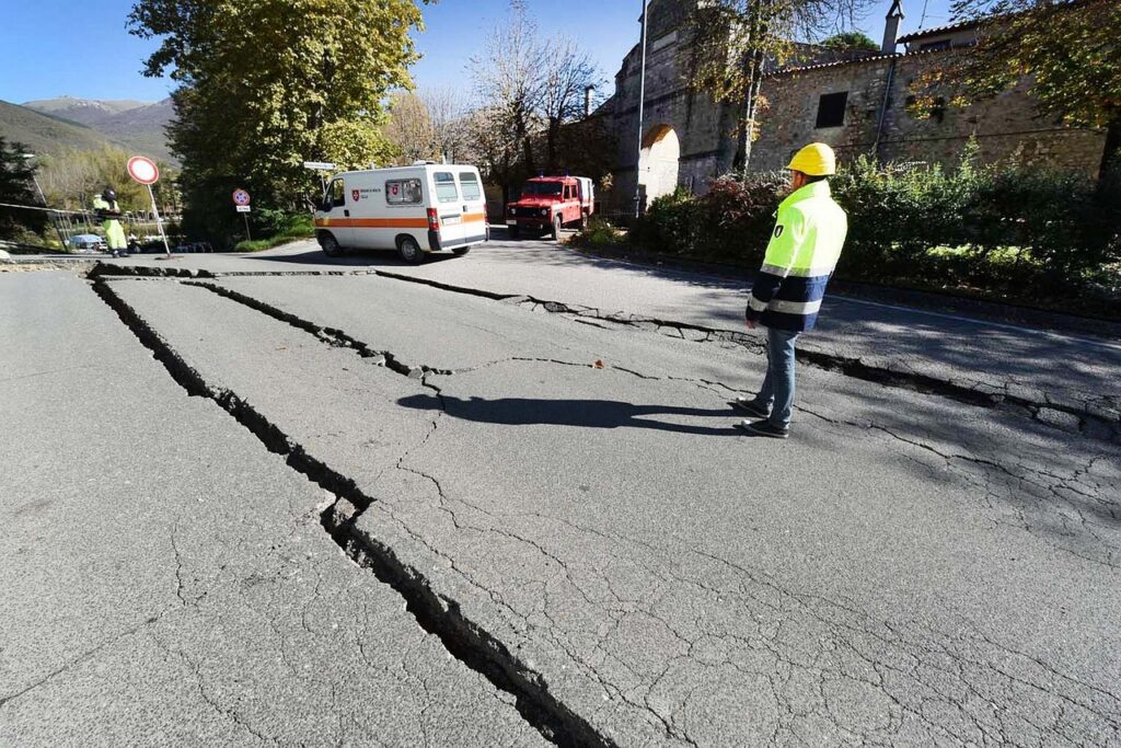 diferența dintre epicentru și hipocentru