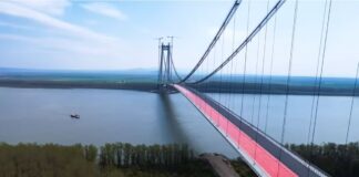 Podul de la Brăila se apropie, în sfârșit, de inaugurare. Imagini filmate din dronă podul de la brăila