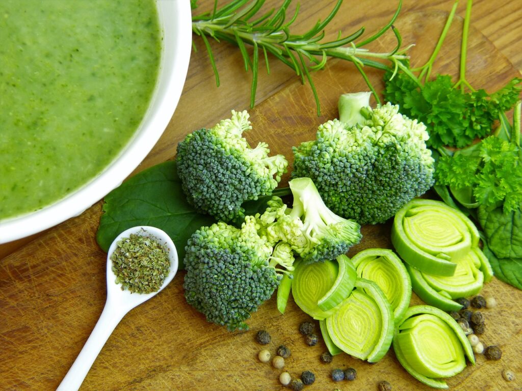 supa cremă de broccoli