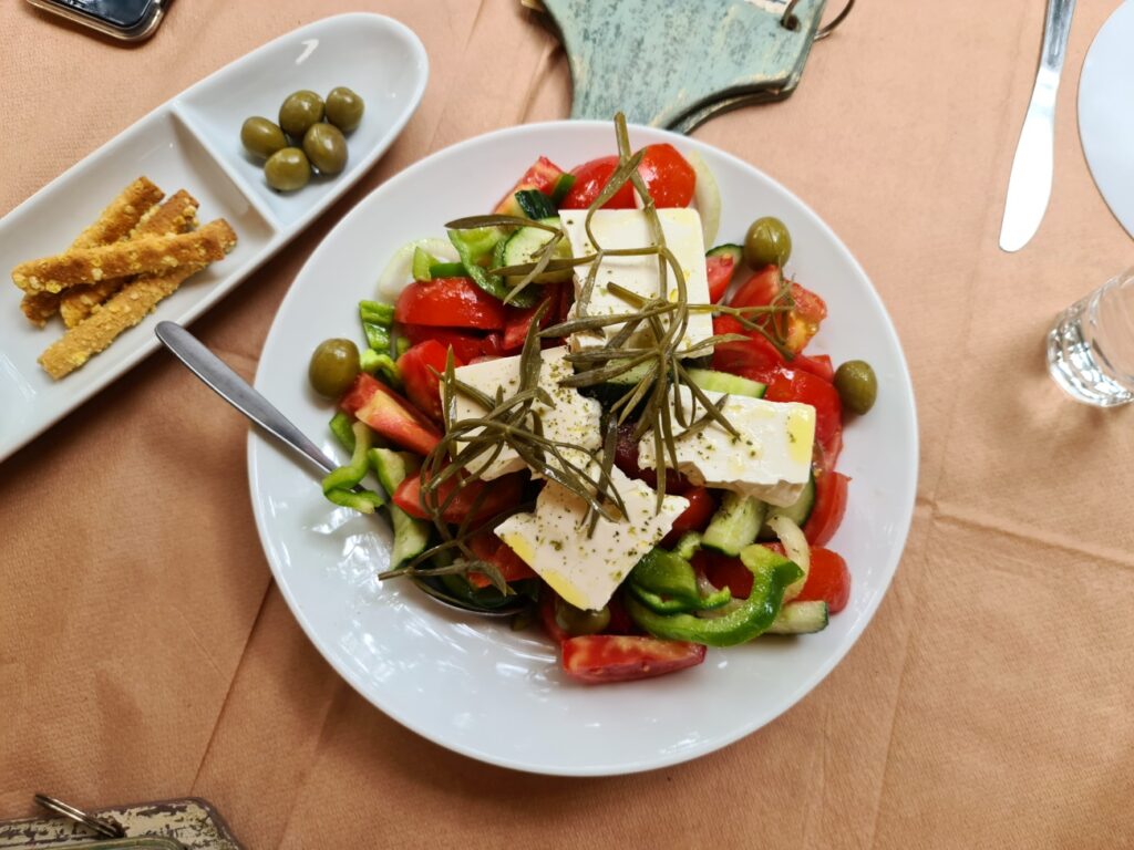 chios obiective turistice salată grecească