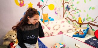 Cutia care salvează vieți într-o Românie în care prea mulți bebeluși mor înainte de a împlini 1 an cutia bebelușului