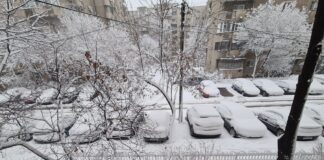 A nins abundent în sudul țării, inclusiv în București. Circulația pe A1, blocată după ce a derapat un TIR ninsoare bucurești