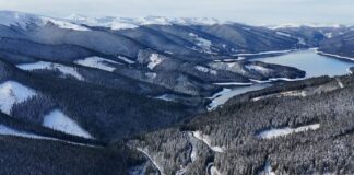 Se reface unul dintre cele mai spectaculoase drumuri montane din România FOTO: 𝐃𝐫𝐨𝐧𝐞 𝐚𝐧𝐝 𝐧𝐚𝐭𝐮𝐫𝐞 𝐑𝐨𝐦𝐚𝐧𝐢𝐚/Youtube