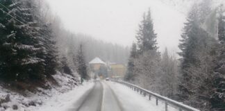 Iarnă în martie. Ninge abundent în centrul țării, se acționează cu utilaje de deszăpezire pe șosele ninsoare martie