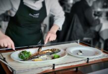 Un sfert dintre restaurantele din România s-ar putea închide, transmit patronii din HoReCa FOTO: Van3ssa_/Pixabay.com