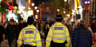 Ce explicație oferă anchetatorii pentru atacul din Londra, în care un român a înjunghiat o fată de 11 ani poliția londra