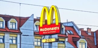 Bacterie periculoasă în hamburgerii de la McDonald’s. Un om a murit mcdonald's