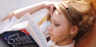 TOP. Țările cu cei mai buni vorbitori non-nativi de engleză. Pe ce loc e România fată carte engleză limba