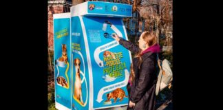 Reciclezi PET-uri și primești hrană pentru pisici. S-au instalat automate cu mâncare în 3 parcuri din București automate pet reciclare hrană pisici