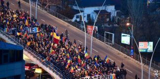 Reuters, despre protestul din weekend: „Rămâne neclar dacă Georgescu va avea voie să candideze din nou la președinție” protest aur