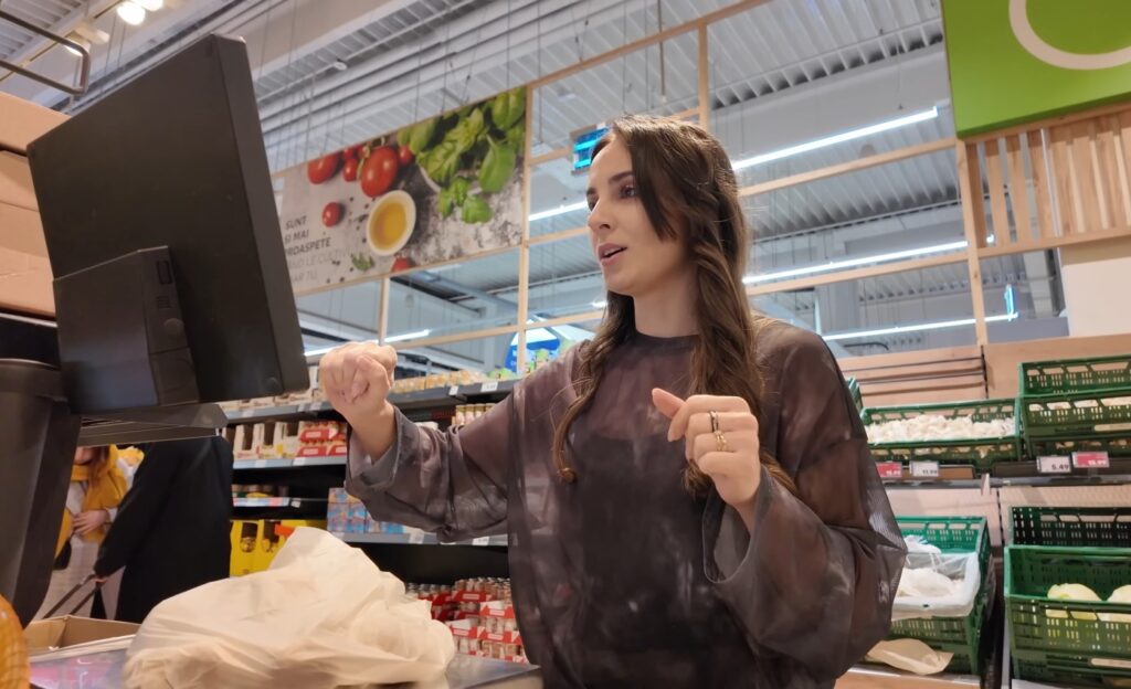 FOTO: 2 Hoinari/Youtube