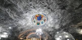 A fost redeschisă salina închisă anul trecut, unde mai mulți bolovani s-au prăbușit din tavan salina târgu ocna