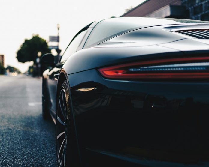 masina-de-lux-strada-XOUopgY9ISk