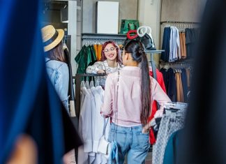 Unde gasesc Hanorac Golden Goose in Romania in Magazin?